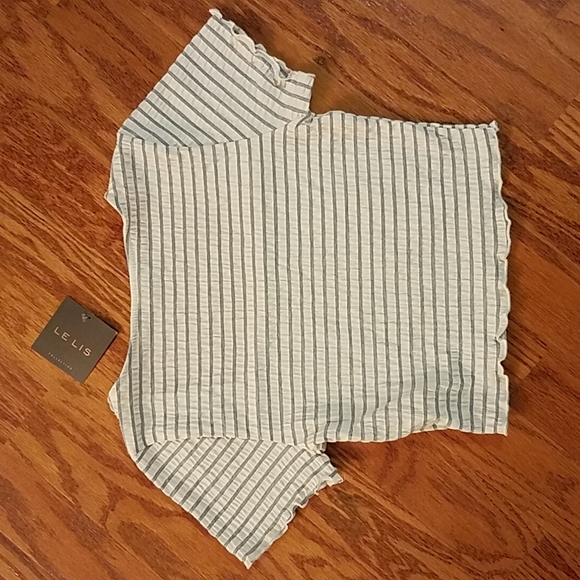 🔥🔥Le Lis collection crop top NWT - Picture 2 of 7